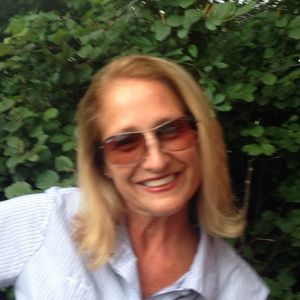 Meet your Posher, Carol